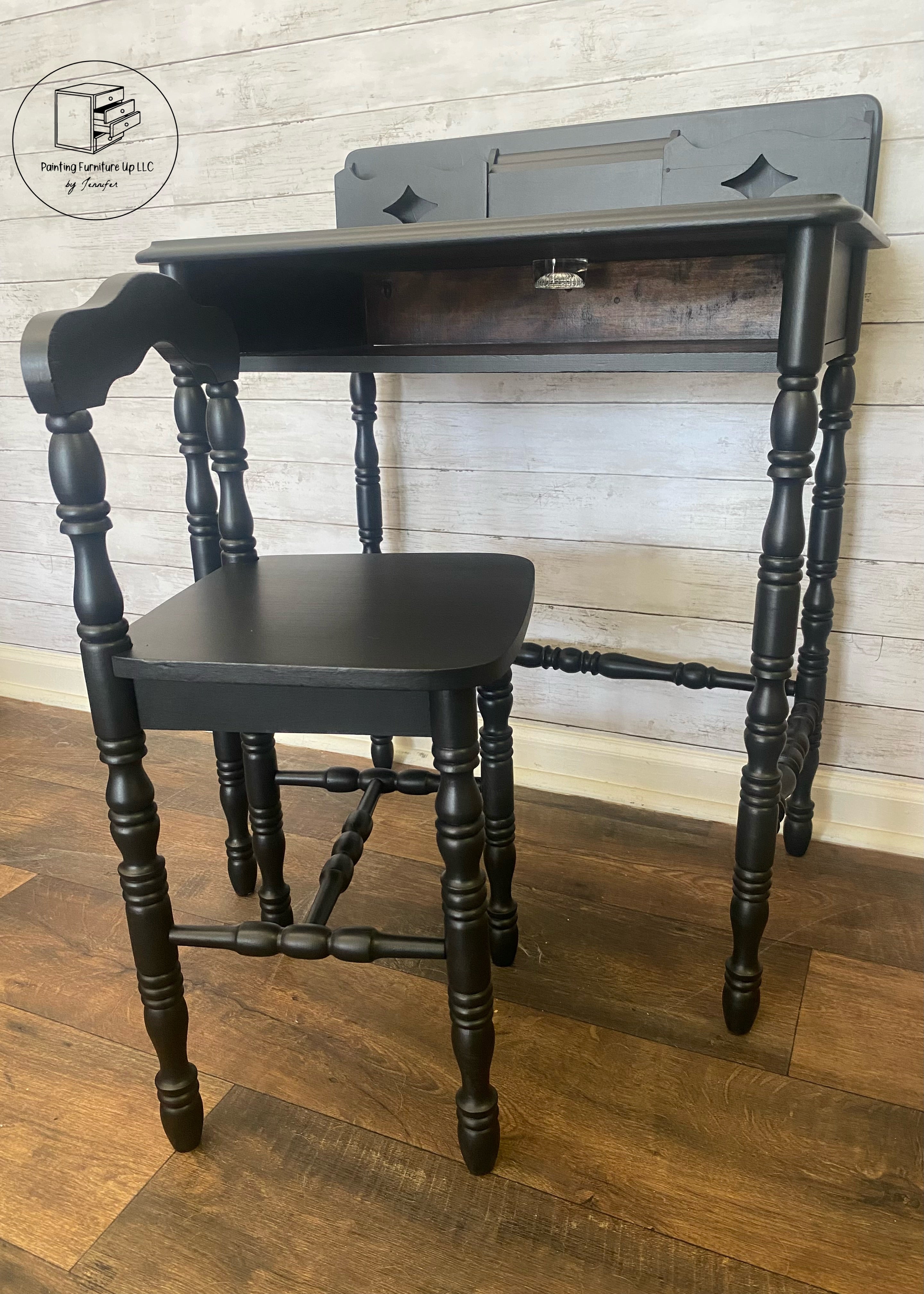 ✨ SOLD ✨ Antique American School Desk & Chair